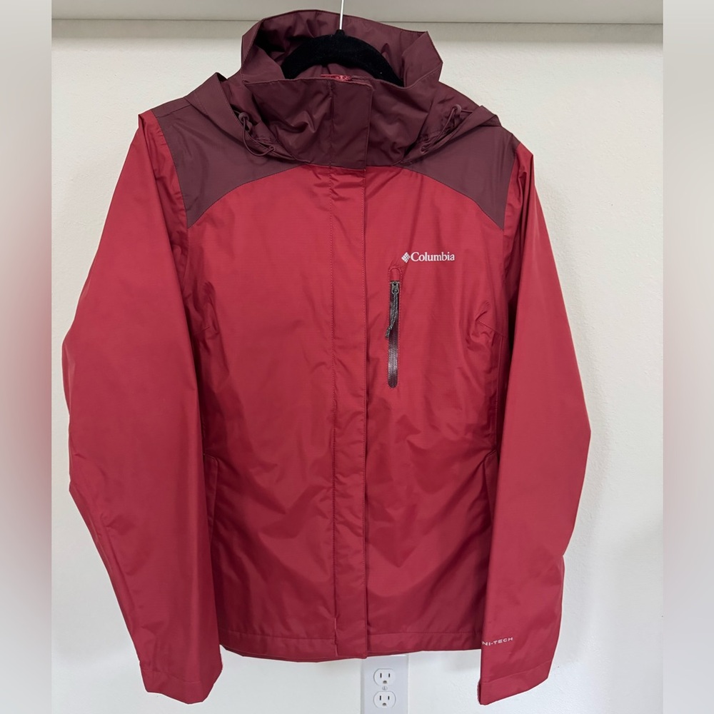 Columbia Women’s Puddletown Rain Jacket Packable Red M